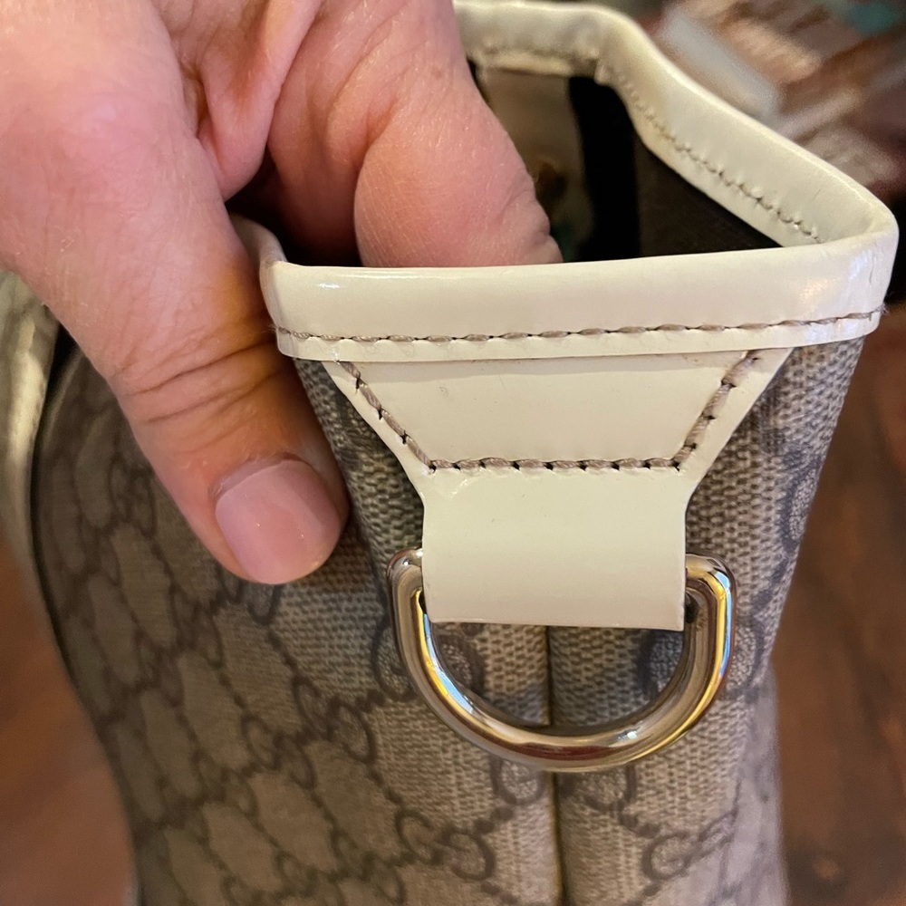 Gucci Beige and Brown GG Canvas Tote - Picture 3 of 9
